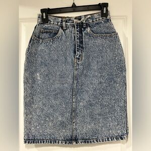 Vintage 80’s Jordache Acid Wash Denim Skirt